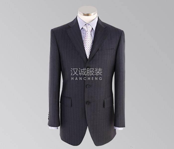 經典三?？畚鞣ㄗ?北京西服定做,北京西服廠家